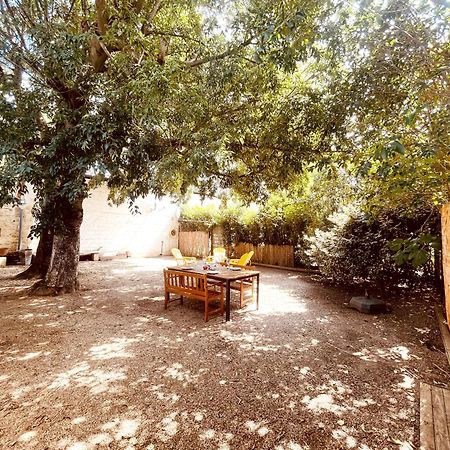 Le Patio, Jardin Privatif, Tennis Nimes Exterior foto