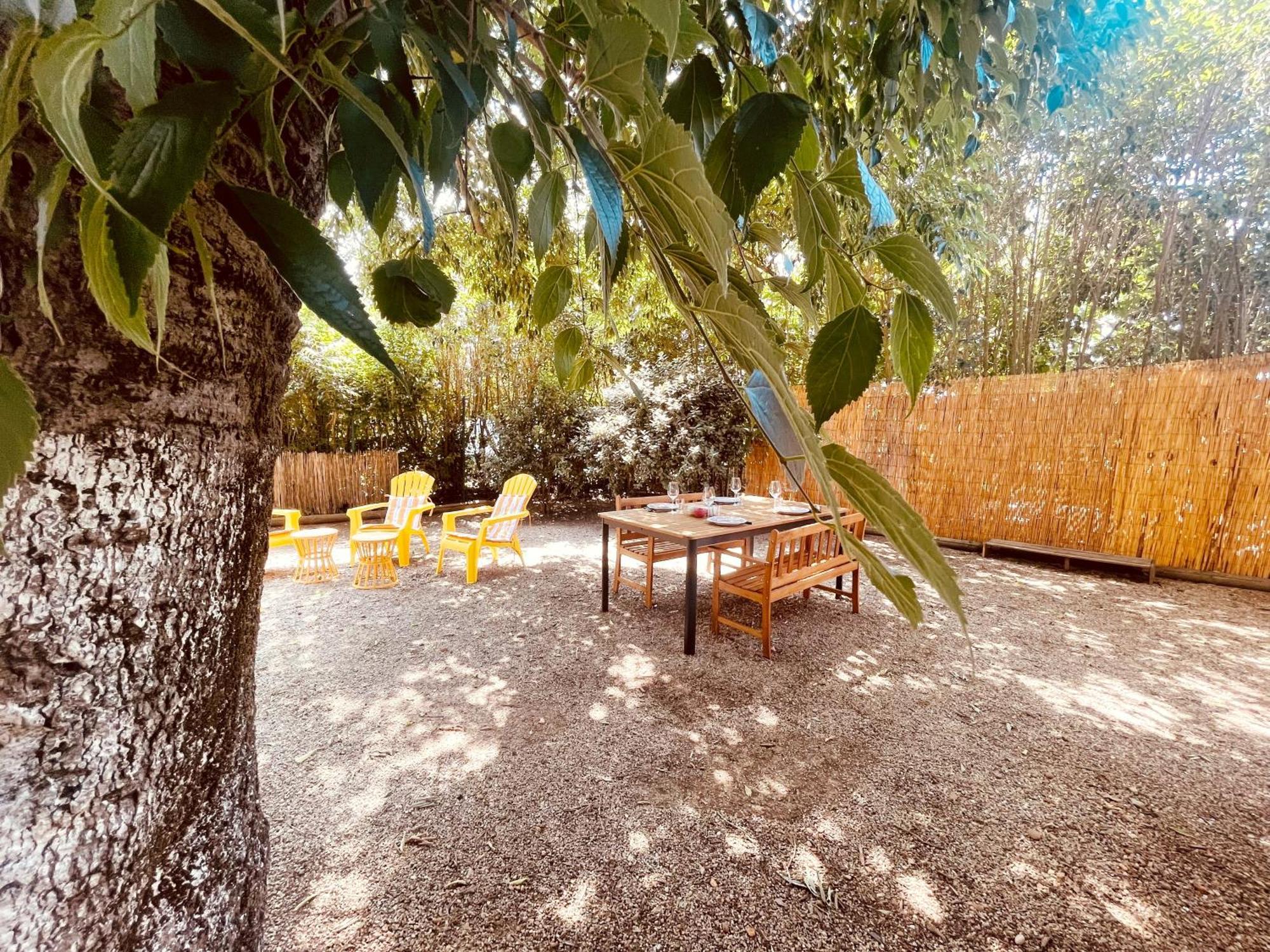 Le Patio, Jardin Privatif, Tennis Nimes Exterior foto